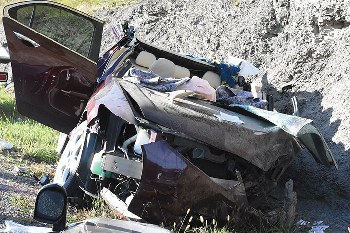 Wreck in Eastern claims lives of two Floyd residents